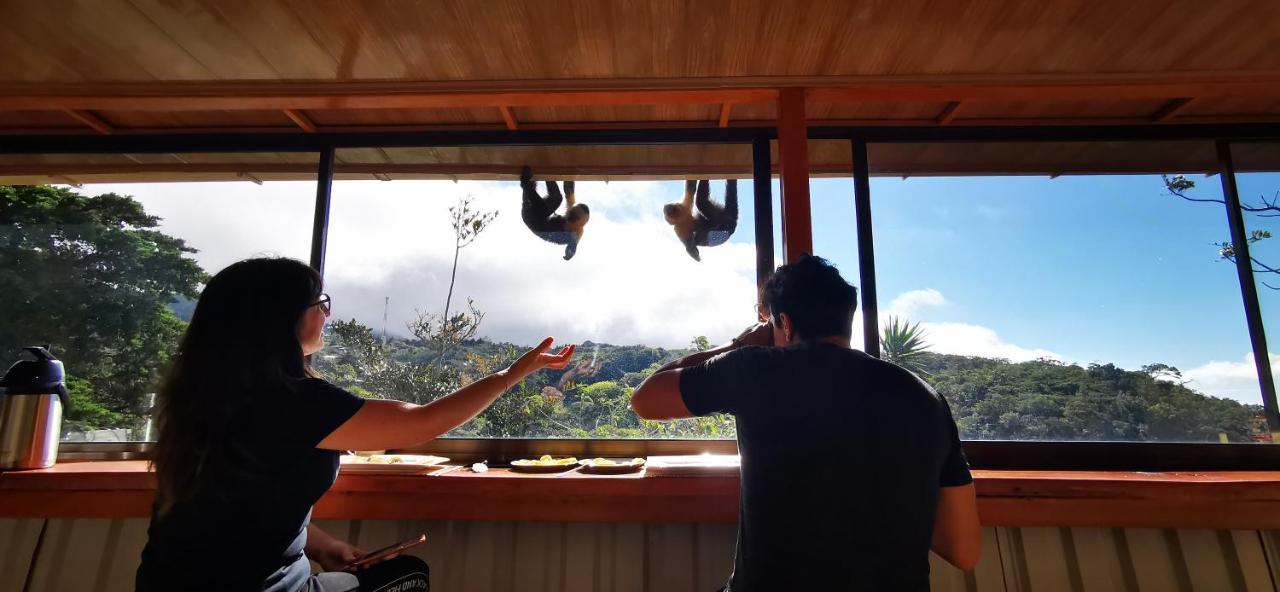 Mora's Place Monteverde
