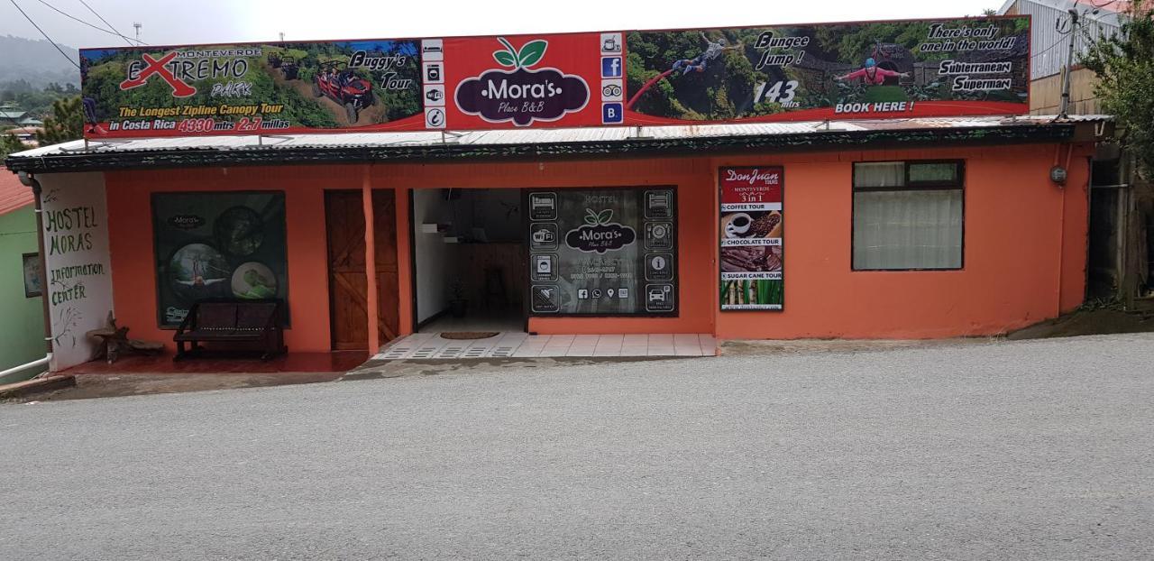 Mora's Place Hostel