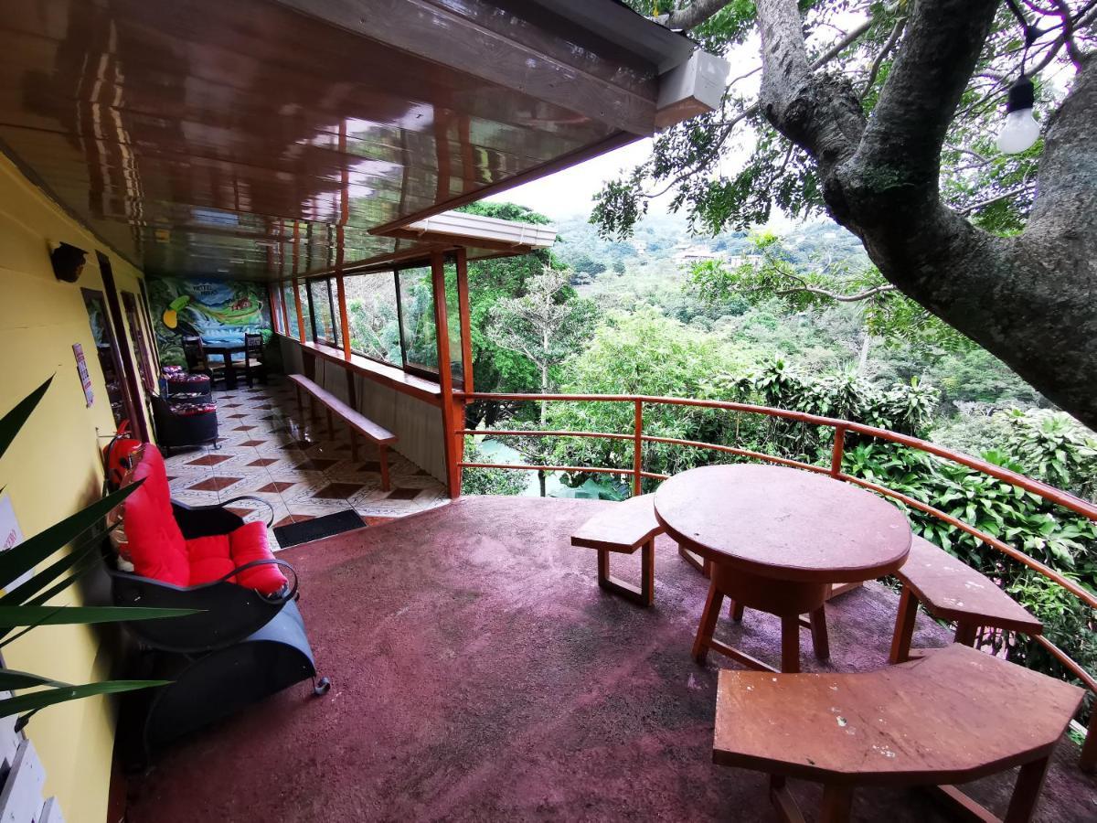 Hostel Mora's Place