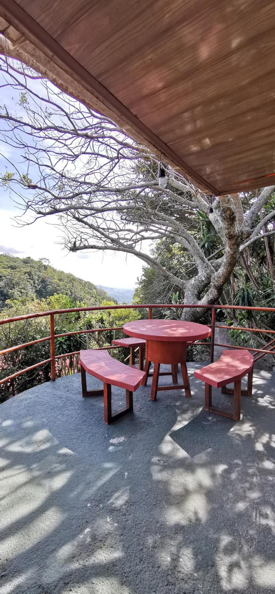 Mora's Place Hostel Monteverde