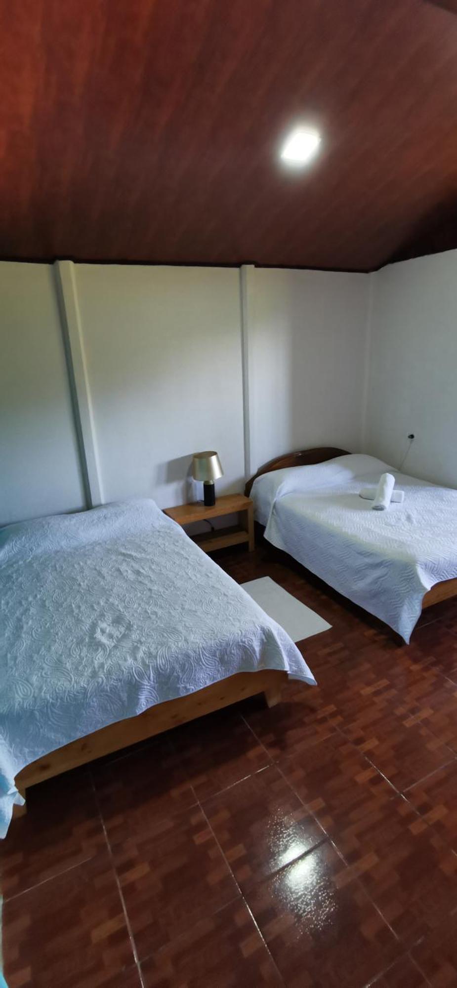 Mora's Place Hostel *